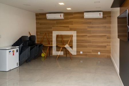 Apartamento para alugar com 55m², 2 quartos e 1 vagaÁrea comum - Salão de festas