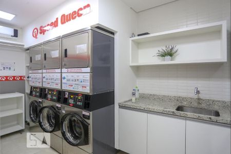 Studio à venda com 39m², 1 quarto e 1 vaga Studio à venda com 39m², 1 quarto e 1 vagaÁrea comum - Lavanderia
