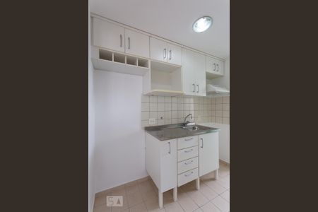 Apartamento à venda com 50m², 2 quartos e 1 vaga Apartamento à venda com 50m², 2 quartos e 1 vagaCozinha - Armários