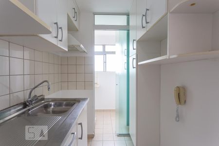 Apartamento à venda com 50m², 2 quartos e 1 vaga Apartamento à venda com 50m², 2 quartos e 1 vagaCozinha - Torneira
