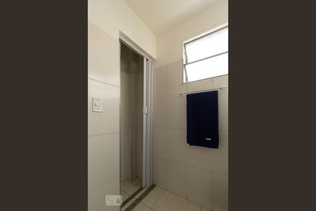 Studio para alugar com 42m², 1 quarto e sem vaga Studio para alugar com 42m², 1 quarto e sem vagaBanheiro