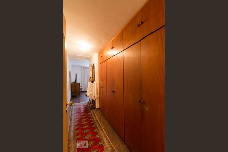 Casa à venda com 220m², 4 quartos e 2 vagasQuarto 3 - Suíte