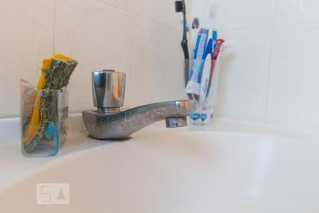 Casa à venda com 220m², 4 quartos e 2 vagasBanheiro Social