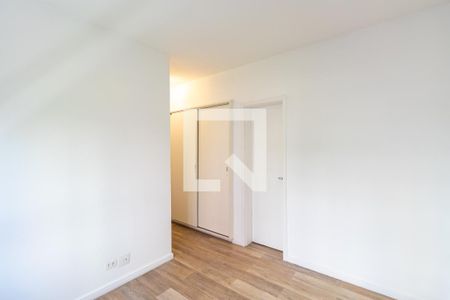 Suíte de apartamento à venda com 2 quartos, 71m² em Jardim Fonte do Morumbi, São Paulo
