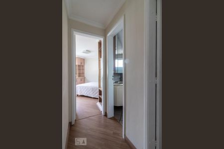 Corredor de apartamento à venda com 2 quartos, 118m² em Alto da Glória, Curitiba