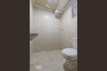 Banheiro de kitnet/studio para alugar com 1 quarto, 45m² em Jardim Oriental, São Paulo