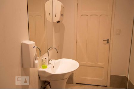 Casa à venda com 160m², 2 quartos e 3 vagasBanheiro 3