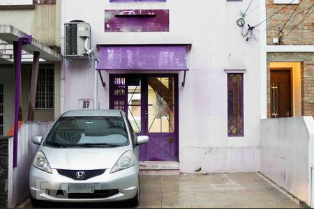 Casa à venda com 160m², 2 quartos e 3 vagasFachada