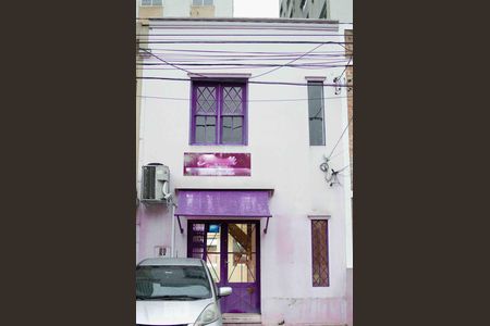 Casa à venda com 160m², 2 quartos e 3 vagasFachada