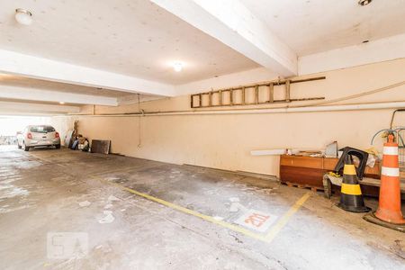 Apartamento à venda com 130m², 2 quartos e 1 vaga Apartamento à venda com 130m², 2 quartos e 1 vagaGaragem