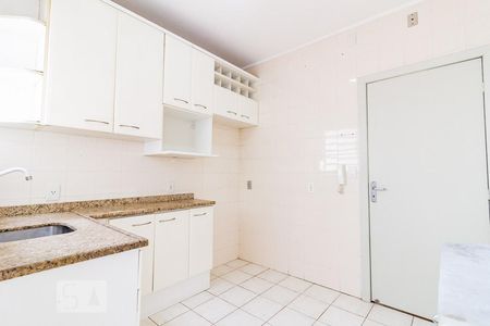 Cozinha de apartamento à venda com 2 quartos, 130m² em Partenon, Porto Alegre