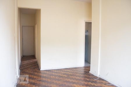 Sala de apartamento para alugar com 2 quartos, 50m² em Vila Isabel, Rio de Janeiro