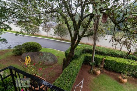 Casa de condomínio à venda com 465m², 4 quartos e 3 vagas Casa de condomínio à venda com 465m², 4 quartos e 3 vagasVaranda da Sala de TV