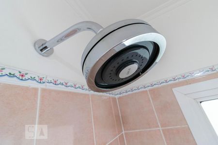 Casa de condomínio à venda com 465m², 4 quartos e 3 vagas Casa de condomínio à venda com 465m², 4 quartos e 3 vagasDetalhe do Banheiro da Suíte 1