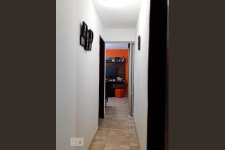 Corredor de apartamento para alugar com 2 quartos, 55m² em Quintino Bocaiúva, Rio de Janeiro