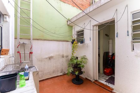 Casa à venda com 160m², 3 quartos e 1 vagaÁrea de serviço