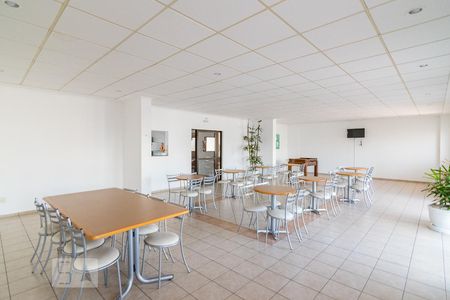 Apartamento à venda com 80m², 2 quartos e 2 vagasSalão de Festas