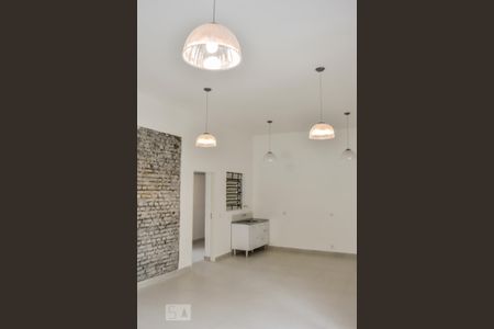 Sala com cozinha de casa para alugar com 1 quarto, 60m² em Bosque da Saúde, São Paulo