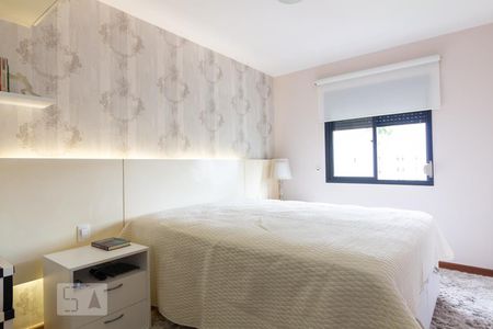 Quarto Suíte de apartamento para alugar com 2 quartos, 70m² em Cidade Monções, São Paulo