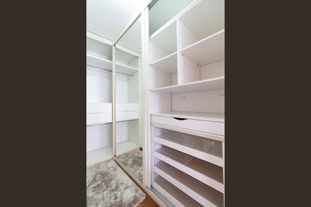 Apartamento para alugar com 70m², 2 quartos e 1 vagaQuarto Suíte