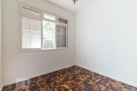 Dormitório 1 de apartamento à venda com 3 quartos, 100m² em Bela Vista, Porto Alegre