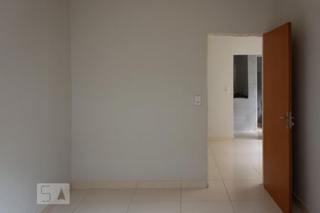 Quarto 1 de casa para alugar com 2 quartos, 50m² em Guará I, Brasília