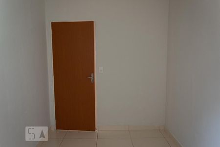 Quarto 2 de casa para alugar com 2 quartos, 50m² em Guará I, Brasília