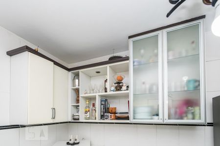 Apartamento para alugar com 70m², 2 quartos e 1 vaga Apartamento para alugar com 70m², 2 quartos e 1 vagaCozinha - Armários
