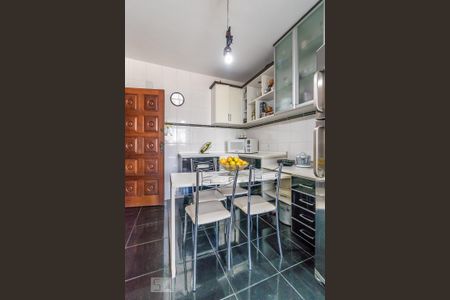 Apartamento para alugar com 70m², 2 quartos e 1 vaga Apartamento para alugar com 70m², 2 quartos e 1 vagaCozinha