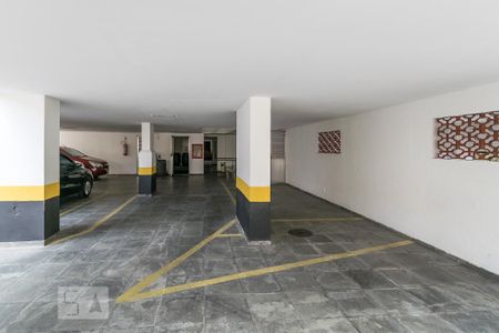 Apartamento para alugar com 70m², 2 quartos e 1 vaga Apartamento para alugar com 70m², 2 quartos e 1 vagaÁrea Comum - Garagem
