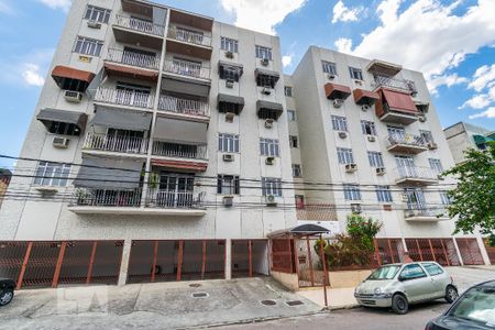 Apartamento para alugar com 70m², 2 quartos e 1 vaga Apartamento para alugar com 70m², 2 quartos e 1 vagaFachada do Prédio