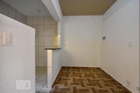 Sala de casa para alugar com 1 quarto, 33m² em Jardim Satélite, São Paulo