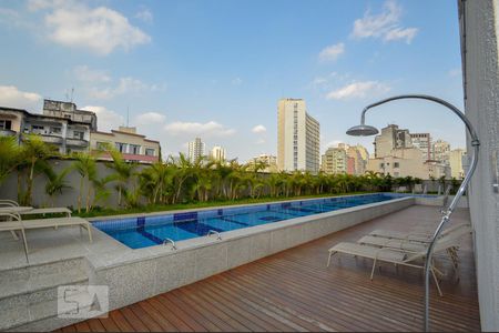 Studio para alugar com 34m², 1 quarto e 1 vaga Studio para alugar com 34m², 1 quarto e 1 vagaPiscina