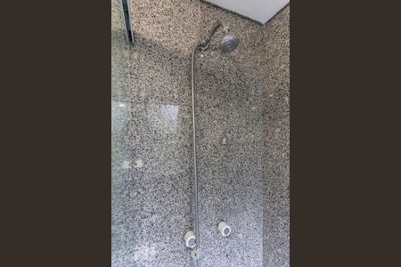 Apartamento à venda com 105m², 2 quartos e 3 vagasBanheiro da Suíte 2