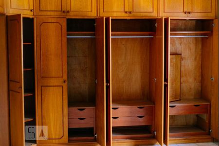 Quarto 1 de casa à venda com 4 quartos, 228m² em Centro, Diadema