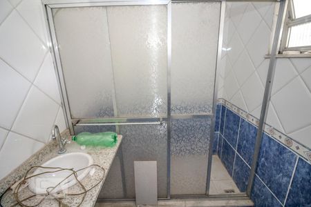 Banheiro de casa para alugar com 2 quartos, 110m² em Vila da Penha, Rio de Janeiro
