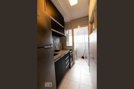 Cozinha de apartamento à venda com 1 quarto, 54m² em Vila Nova Conceição, São Paulo