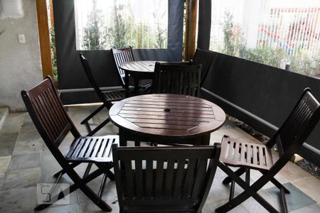 Apartamento para alugar com 53m², 2 quartos e 1 vagaÁrea comum - Churrasqueira