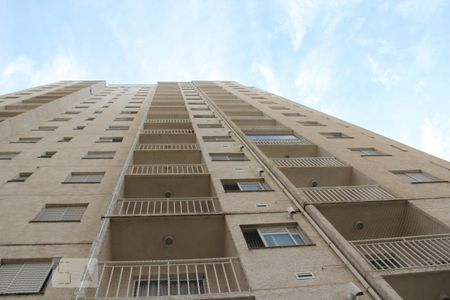 Apartamento para alugar com 53m², 2 quartos e 1 vagaFachada