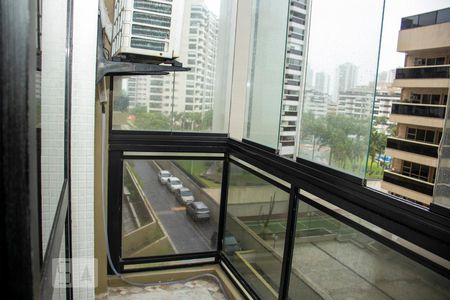Apartamento para alugar com 89m², 3 quartos e 2 vagasVaranda do Quarto 2