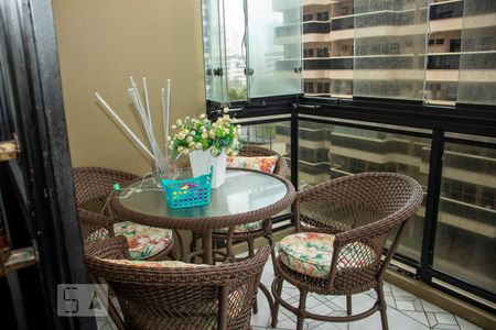 Apartamento para alugar com 89m², 3 quartos e 2 vagasVaranda da Sala