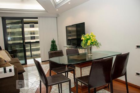 Apartamento para alugar com 89m², 3 quartos e 2 vagasSala