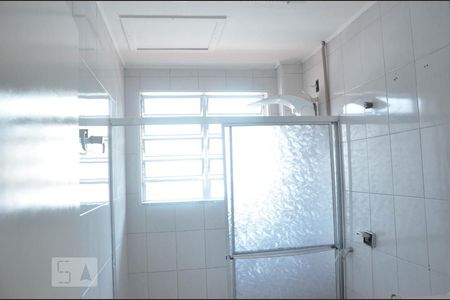 Casa à venda com 210m², 2 quartos e 8 vagasBanheiro