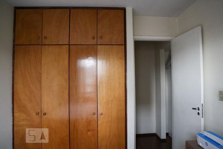 Quarto 1 de apartamento à venda com 2 quartos, 60m² em Vila Guarani (z Sul), São Paulo