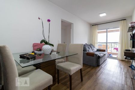 Sala de apartamento à venda com 3 quartos, 80m² em Empresarial 18 do Forte, Barueri