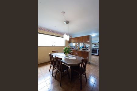 Casa à venda com 500m², 4 quartos e 6 vagasCopa