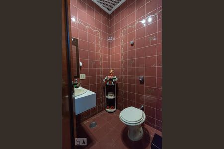 Lavabo de casa à venda com 4 quartos, 500m² em Jardim Marajoara, São Paulo