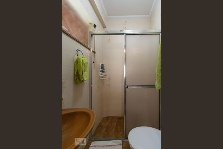 Casa à venda com 500m², 4 quartos e 6 vagasBanheiro de Serviço