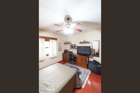 Casa à venda com 500m², 4 quartos e 6 vagasQuarto 1