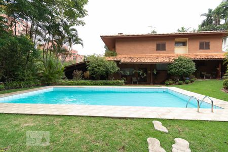 Casa à venda com 500m², 4 quartos e 6 vagasPiscina